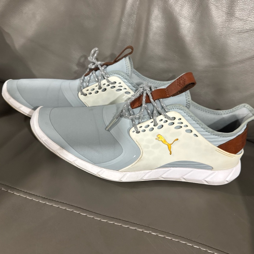 Puma Men's ignite power sport golf shoes spike-less Gray White and
